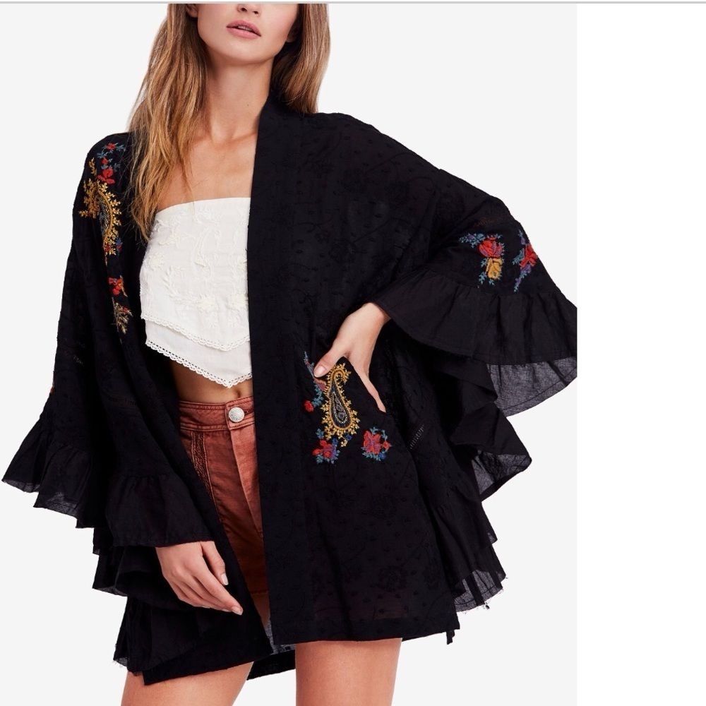 Free People
Dottie West Embroidered Ruffled Kimono